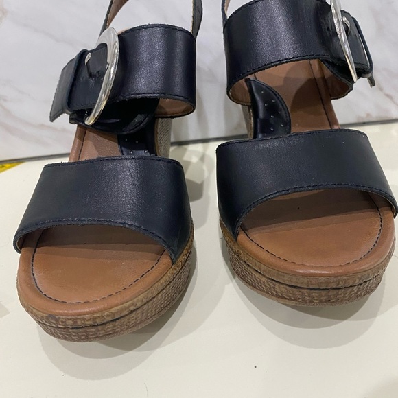 B.O.C Born Concept Alondra Women's Black Leather Wedge Sandals Size 7 - Picture 14 of 16